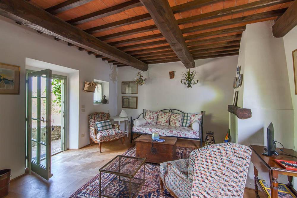 Il Capriolo Villa San Cerbone ภายนอก รูปภาพ